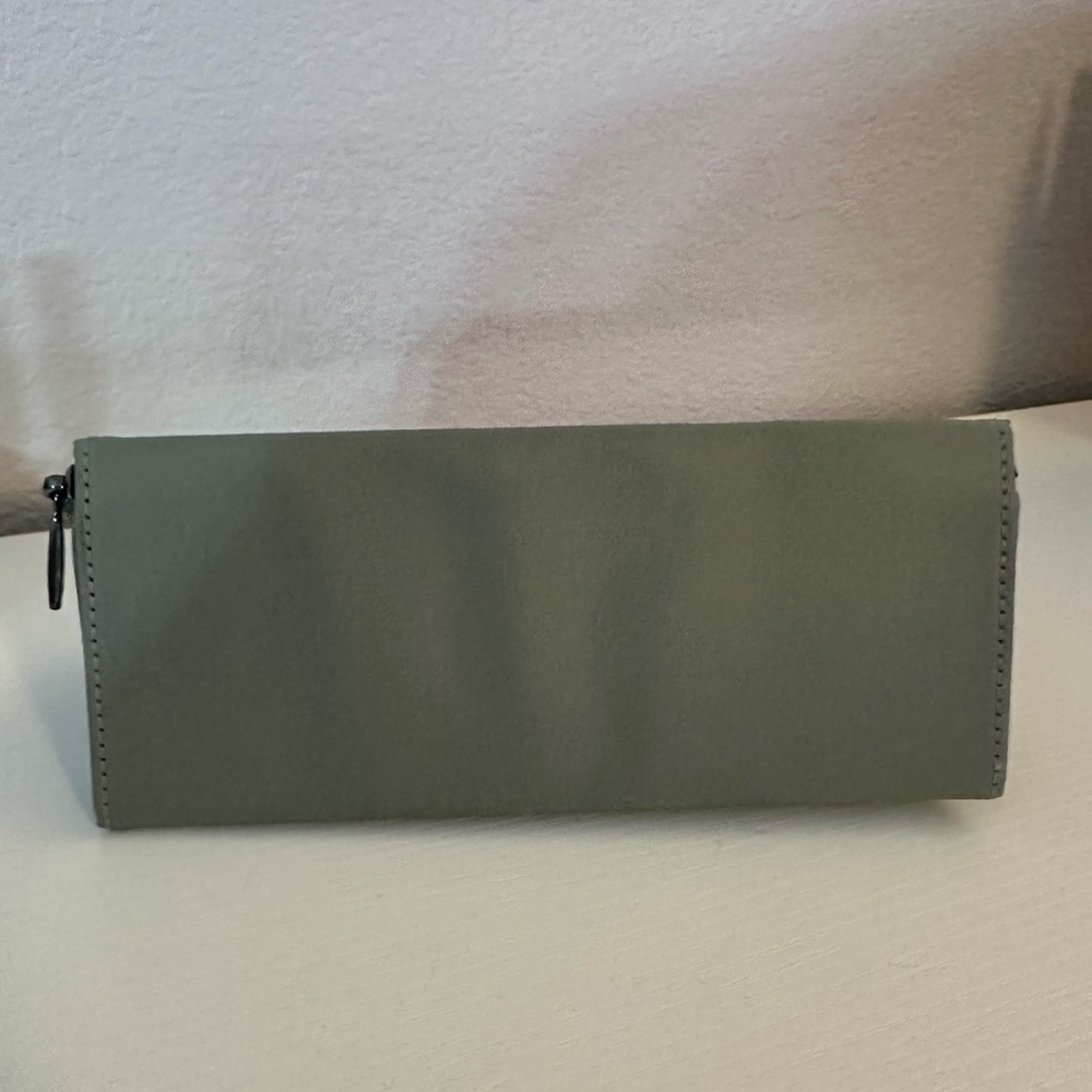 Lug Slumber - Picture 4 of 5